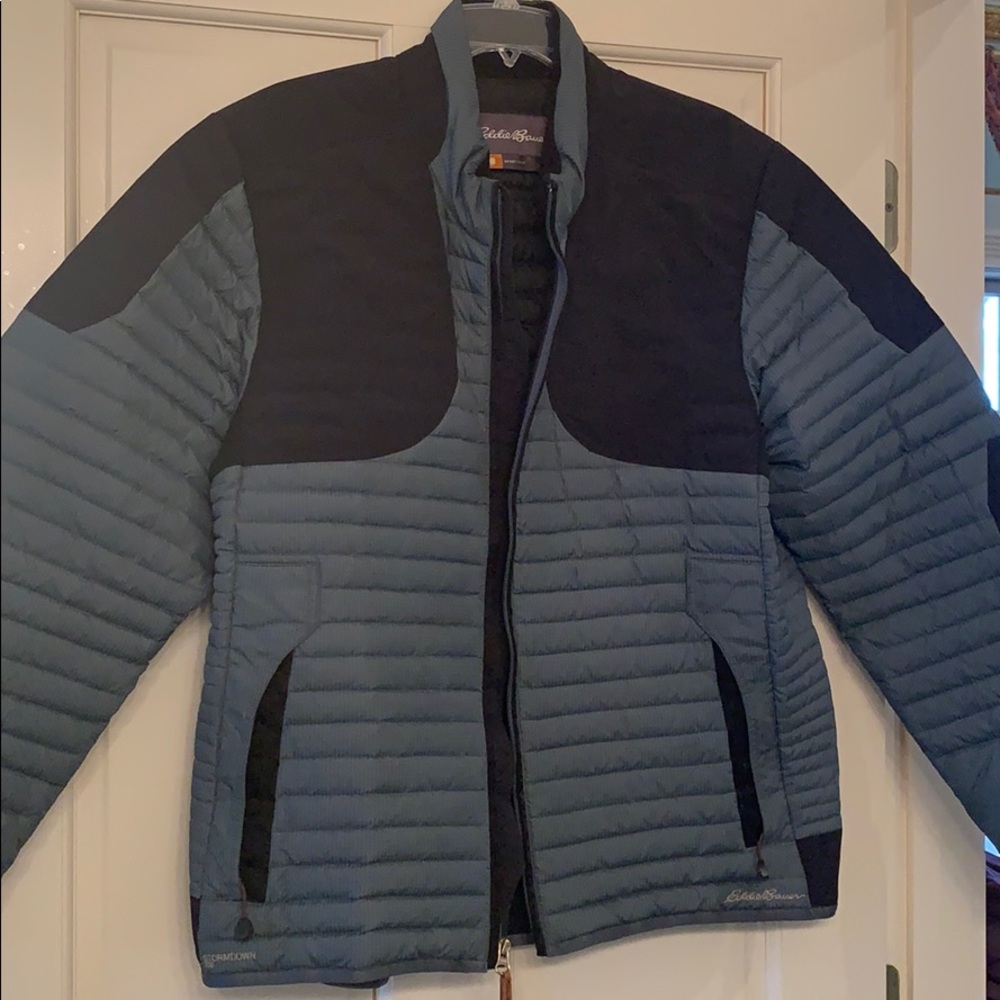 Eddie Bauer Men’s Slate Blue and Black Quilted Performance Jacket
